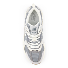 Load image into Gallery viewer, NEW BALANCE 530
