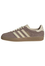 Load image into Gallery viewer, ADIDAS GAZELLE INDOOR TRABRN/WARVAN/GUM4 Bild 8
