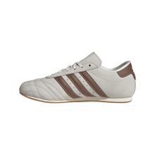 Lade das Bild in den Galerie-Viewer, ADIDAS TAEKWONDO LACE W OWHITE/PREBRN/GUM3 Bild 4
