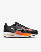 Load image into Gallery viewer, NIKE AIR MAX SOLO SE
