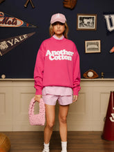 Lade das Bild in den Galerie-Viewer, ANOTHER COTTON LAB CHENILLE OVERSIZE KNIT SWEATSHIRT PINK Bild 2
