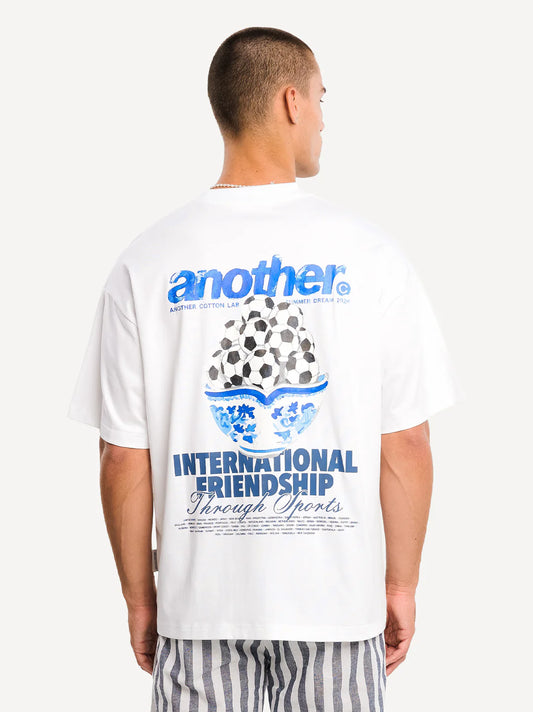 ANOTHER COTTON LAB International Friendship Football T-Shirt WHITE Bild 1