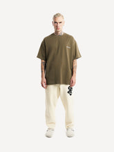 Lade das Bild in den Galerie-Viewer, ANOTHER COTTON LAB Running Late T-Shirt GREEN Bild 4
