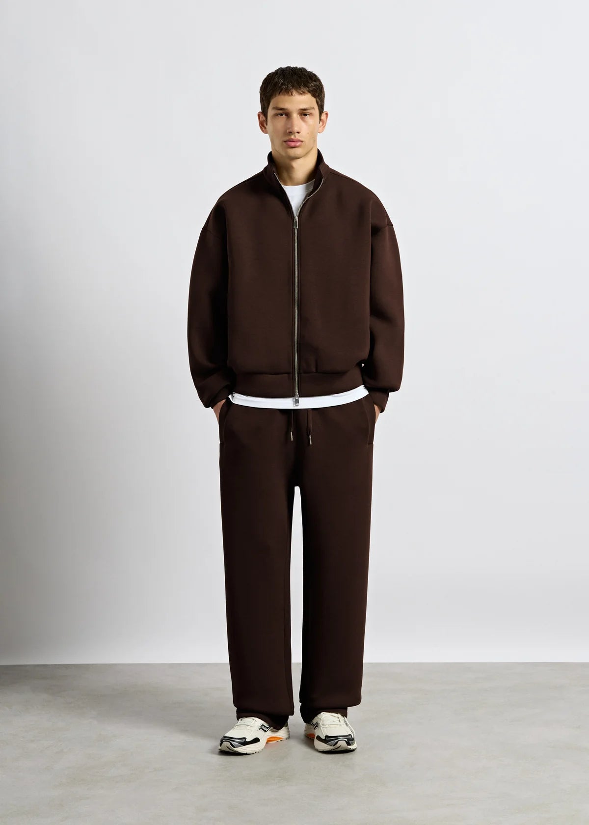 Scuba Mock Neck Full Zip Sweater DARK CHOCOLATE DARK CHOCOLATE Bild 2