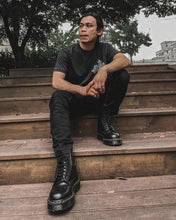 Lade das Bild in den Galerie-Viewer, DR. MARTENS 1460 BEX BLACK SMOOTH BLACK SMOOTH Bild 4
