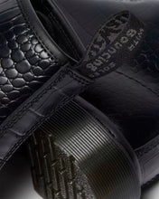 Lade das Bild in den Galerie-Viewer, DR. MARTENS 1460 CROC EMBOSS BLACK Bild 7
