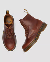 Lade das Bild in den Galerie-Viewer, DR. MARTENS 1460 PASCAL AMBASSADOR CASHEW CASHEW Bild 4

