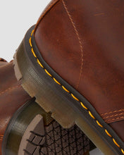Load image into Gallery viewer, DR. MARTENS 1460 Slip Resistant DARK TAN PARKER LIFE SHIELD WP Bild 7
