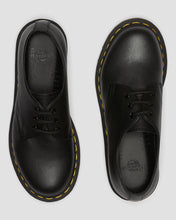 Lade das Bild in den Galerie-Viewer, DR MARTENS 1461 BLACK VIRGINIA - Bild 7
