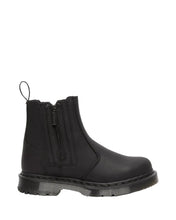 Lade das Bild in den Galerie-Viewer, DR MARTENS 2976 ALYSON DM'S WINTERGRIP CHELSEA BOOTS SNOWPLOW BLACK SNOWPLOW WP Bild 1
