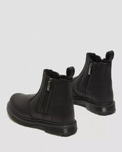 Lade das Bild in den Galerie-Viewer, DR MARTENS 2976 ALYSON DM'S WINTERGRIP CHELSEA BOOTS SNOWPLOW BLACK SNOWPLOW WP Bild 7

