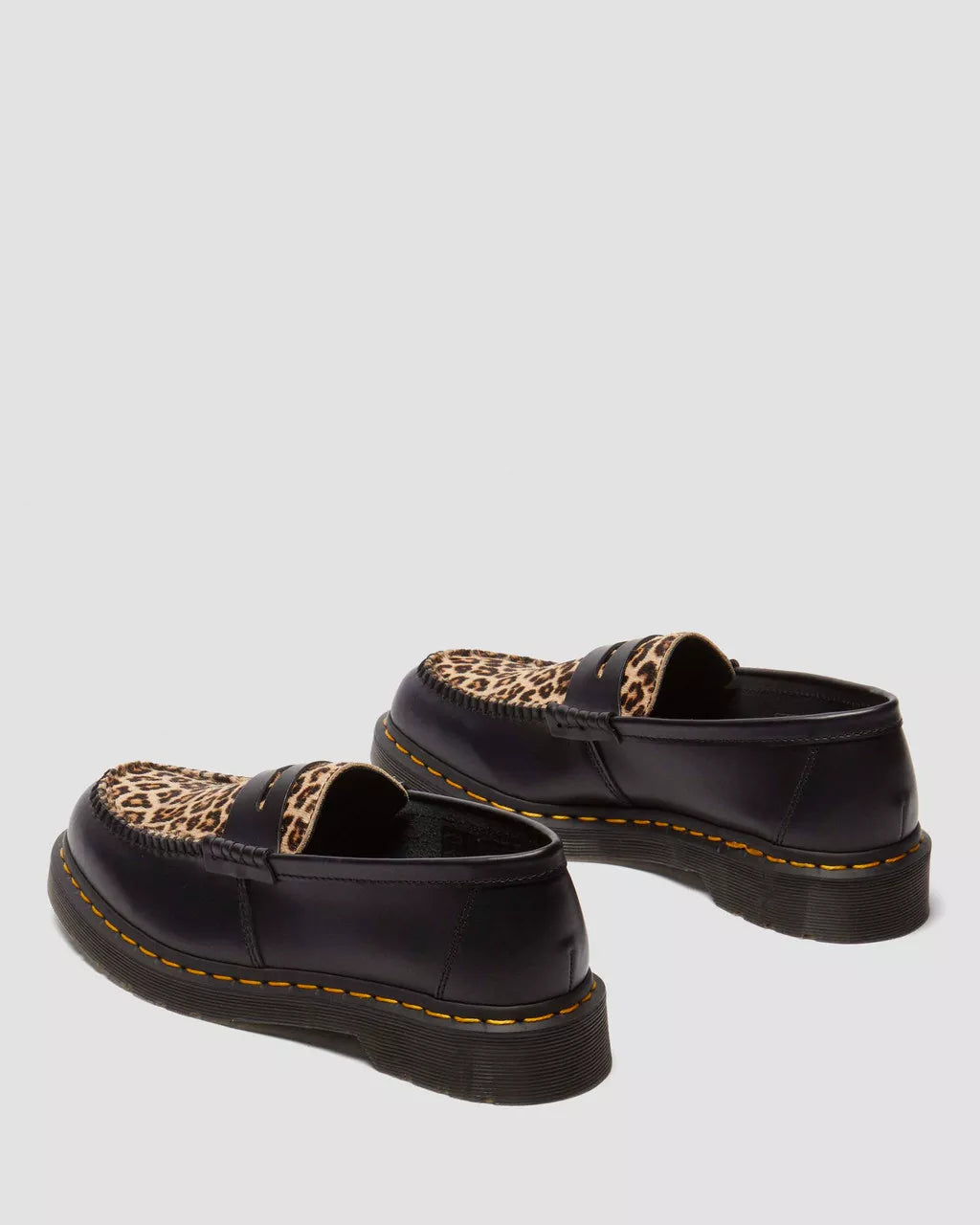 DR. MARTENS PENTON HAIR ON LEO BLACK+LIGHT TAN Bild 5