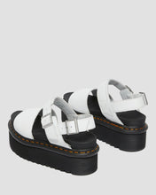 Lade das Bild in den Galerie-Viewer, DR. MARTENS VOSS QUAD PLATFORM - Bild 5
