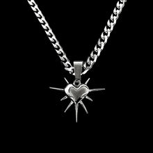 Lade das Bild in den Galerie-Viewer, FAINZ SPIKE HEART CHAIN - Bild 1
