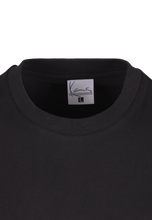 Lade das Bild in den Galerie-Viewer, KARL KANI WOVEN SIGNATURE RESIST LOVE TEE BLACK Bild 3
