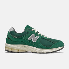 Lade das Bild in den Galerie-Viewer, NEW BALANCE 2002R
