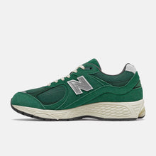 Lade das Bild in den Galerie-Viewer, NEW BALANCE 2002R
