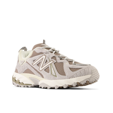 Lade das Bild in den Galerie-Viewer, NEW BALANCE 610
