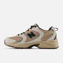 Lade das Bild in den Galerie-Viewer, NEW BALANCE 530
