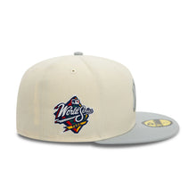 Load image into Gallery viewer, NEW ERA 59FIFTY FITTED CAP NEW YORK YANKEES
