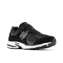 Lade das Bild in den Galerie-Viewer, NEW BALANCE 2002R BLACK Bild 4
