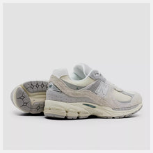 Lade das Bild in den Galerie-Viewer, NEW BALANCE 2002R LINEN Bild 3
