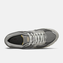 Lade das Bild in den Galerie-Viewer, NEW BALANCE 2002R PROTECTION PACK GREY Bild 4
