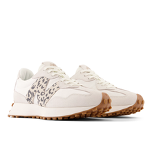 Lade das Bild in den Galerie-Viewer, NEW BALANCE 327 SEA SALT Bild 4
