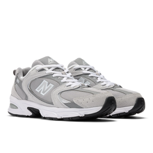 Lade das Bild in den Galerie-Viewer, NEW BALANCE 530 RAINCLOUD / SHADOW GREY / SILVER ME Bild 2
