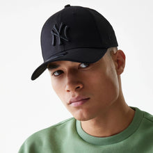 Lade das Bild in den Galerie-Viewer, NEW ERA 39THIRTY LEAGUE BASIC NEW YORK YANKEES BLACK Bild 3
