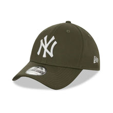 Lade das Bild in den Galerie-Viewer, NEW ERA 39THIRTY LEAGUE BASIC NEW YORK YANKEES GREEN MED Bild 1
