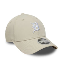 Lade das Bild in den Galerie-Viewer, NEW ERA 9FORTY M-CROWN SNAPBACK DETROIT TIGERS LIGHT BEIGE Bild 3
