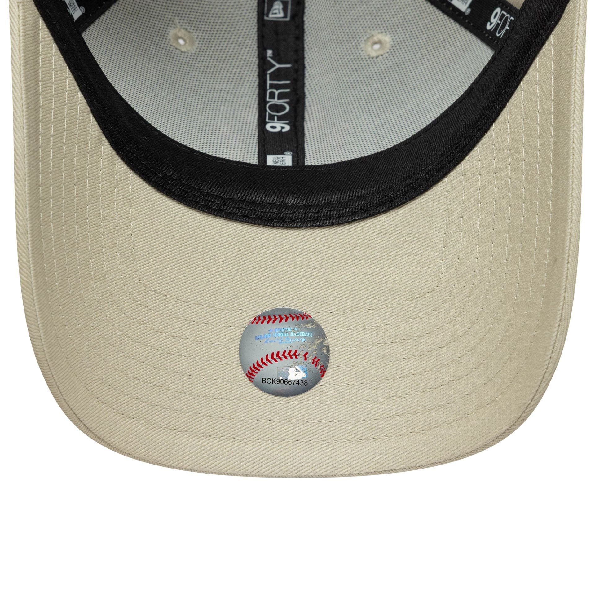 NEW ERA 9FORTY WOMEN MLB LEAGUE ESSENTIAL CAP NEW YORK YANKEES LIGHT BEIGE Bild 5