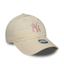 Lade das Bild in den Galerie-Viewer, NEW ERA 9TWENTY CONTRAST STITCH WOMEN CAP NEW YORK YANKEES LIGHT BEIGE Bild 3
