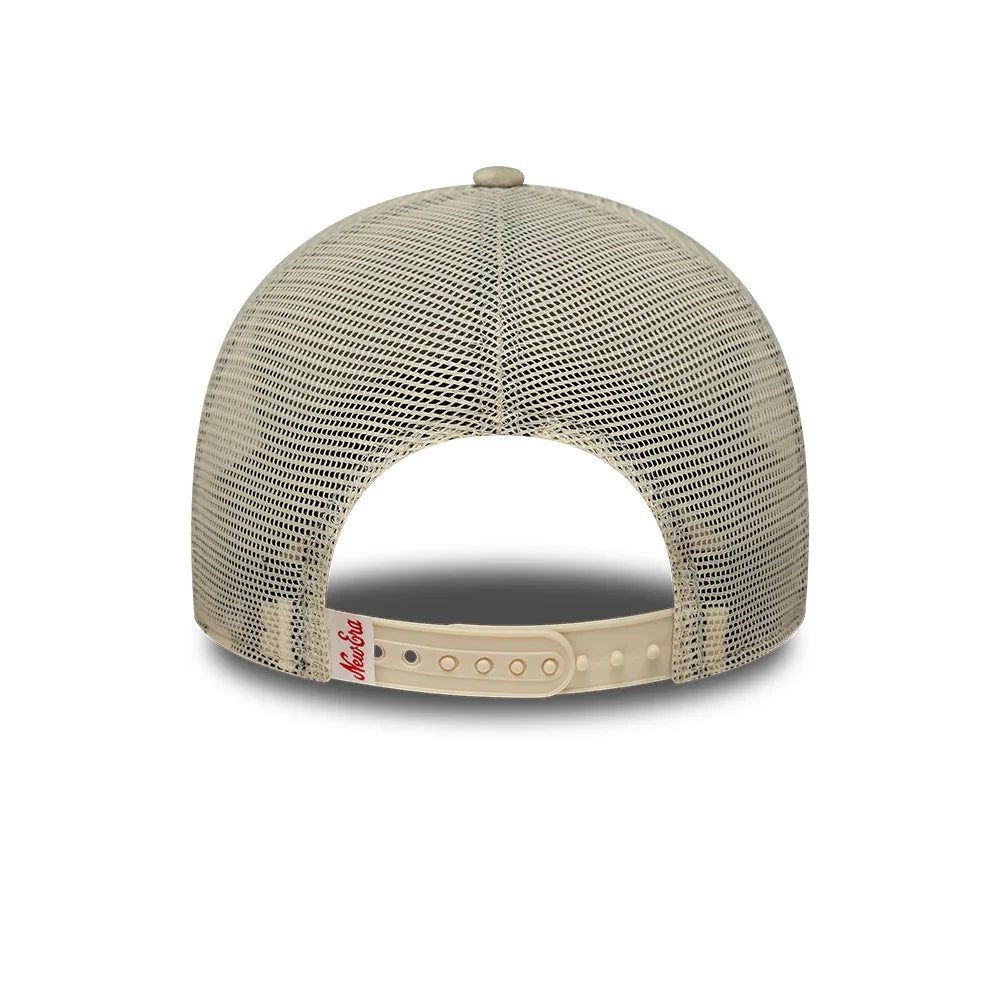 WMNS VELOUR 9FORTY M-CROWN A-FRAME TRUCKER CAP LIGHT BEIGE Bild 4