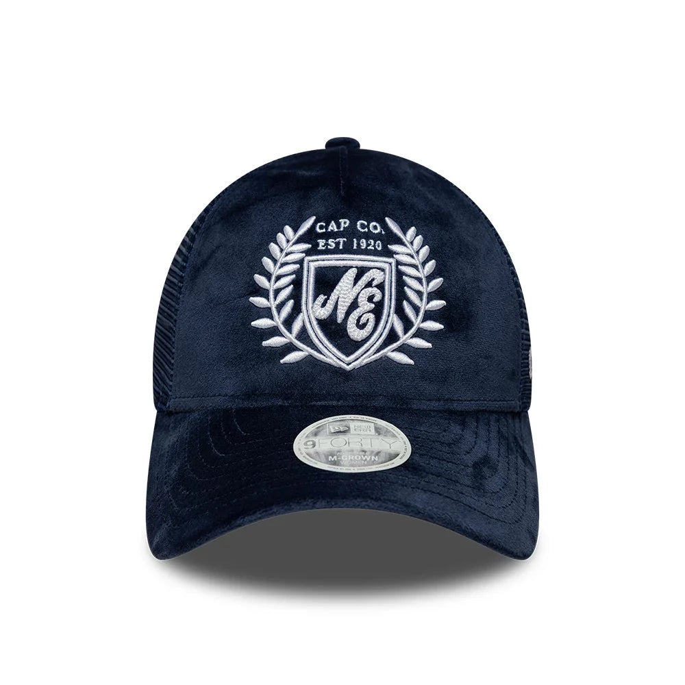 WMNS VELOUR 9FORTY M-CROWN A-FRAME TRUCKER CAP NAVY Bild 2