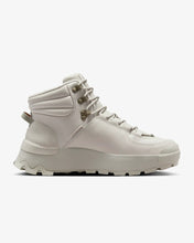 Lade das Bild in den Galerie-Viewer, NIKE CITY CLASSIC PREMIUM BOOT PREMIUM LT OREWOOD BRN/NEUTRAL OLIVE-L Bild 7
