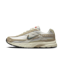 Lade das Bild in den Galerie-Viewer, NIKE INITIATOR LIGHT BONE/CARGO KHAKI-LIMESTO LIGHT BONE/CARGO KHAKI-LIMESTO Bild 4
