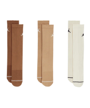 Load image into Gallery viewer, JORDAN CUSH CREW SOCKEN 3ER PACK MULTI-COLOR Bild 2
