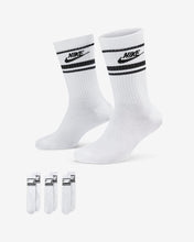 Load image into Gallery viewer, NIKE SPORTSWEAR EVERYDAY ESSENTIAL SOCKEN WHITE/BLACK/BLACK Bild 1
