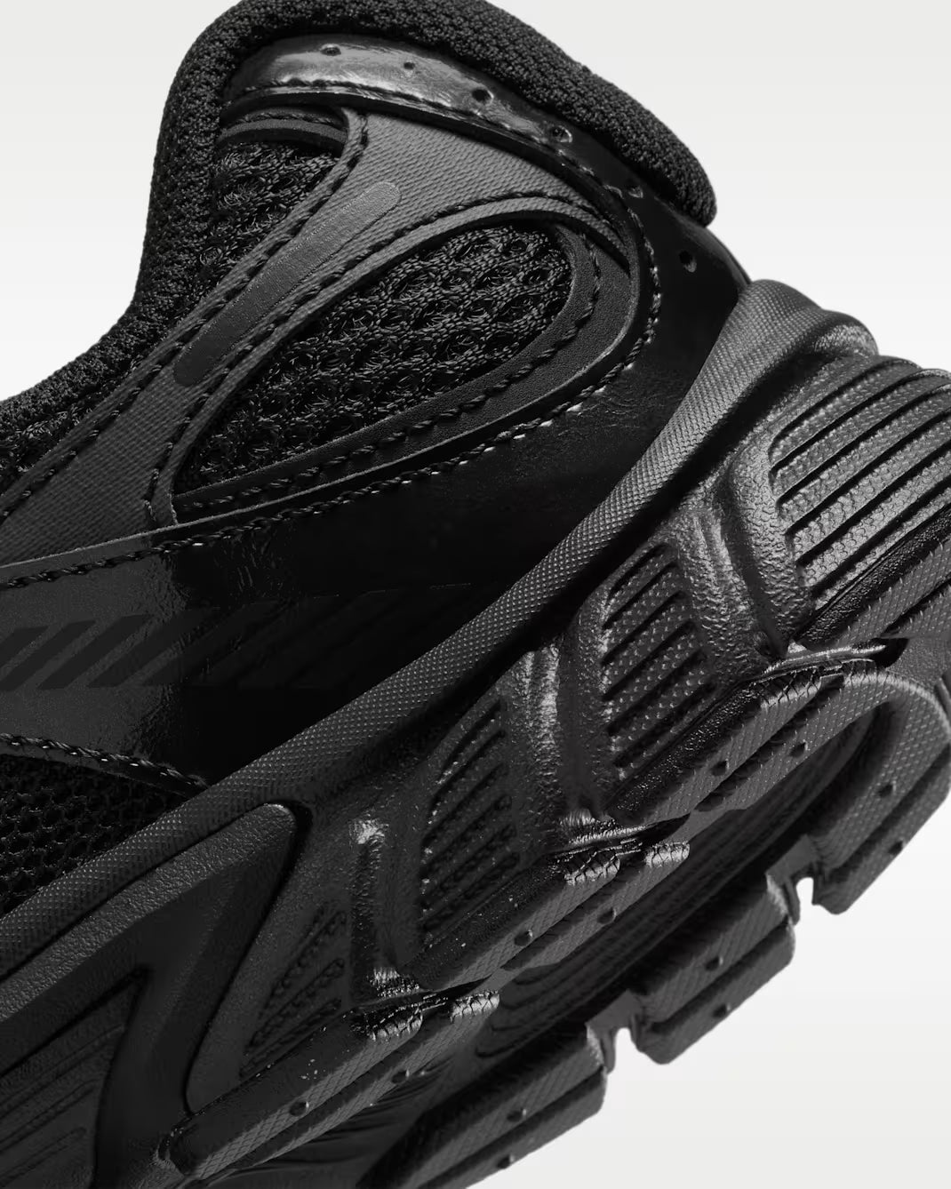 NIKE V5 RNR GS BLACK/BLACK-ANTHRACITE Bild 4
