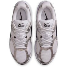 Lade das Bild in den Galerie-Viewer, NIKE V5 RNR WHITE/BLACK-VAST GREY-COLLEGE WHITE/BLACK-VAST GREY-COLLEGE Bild 3
