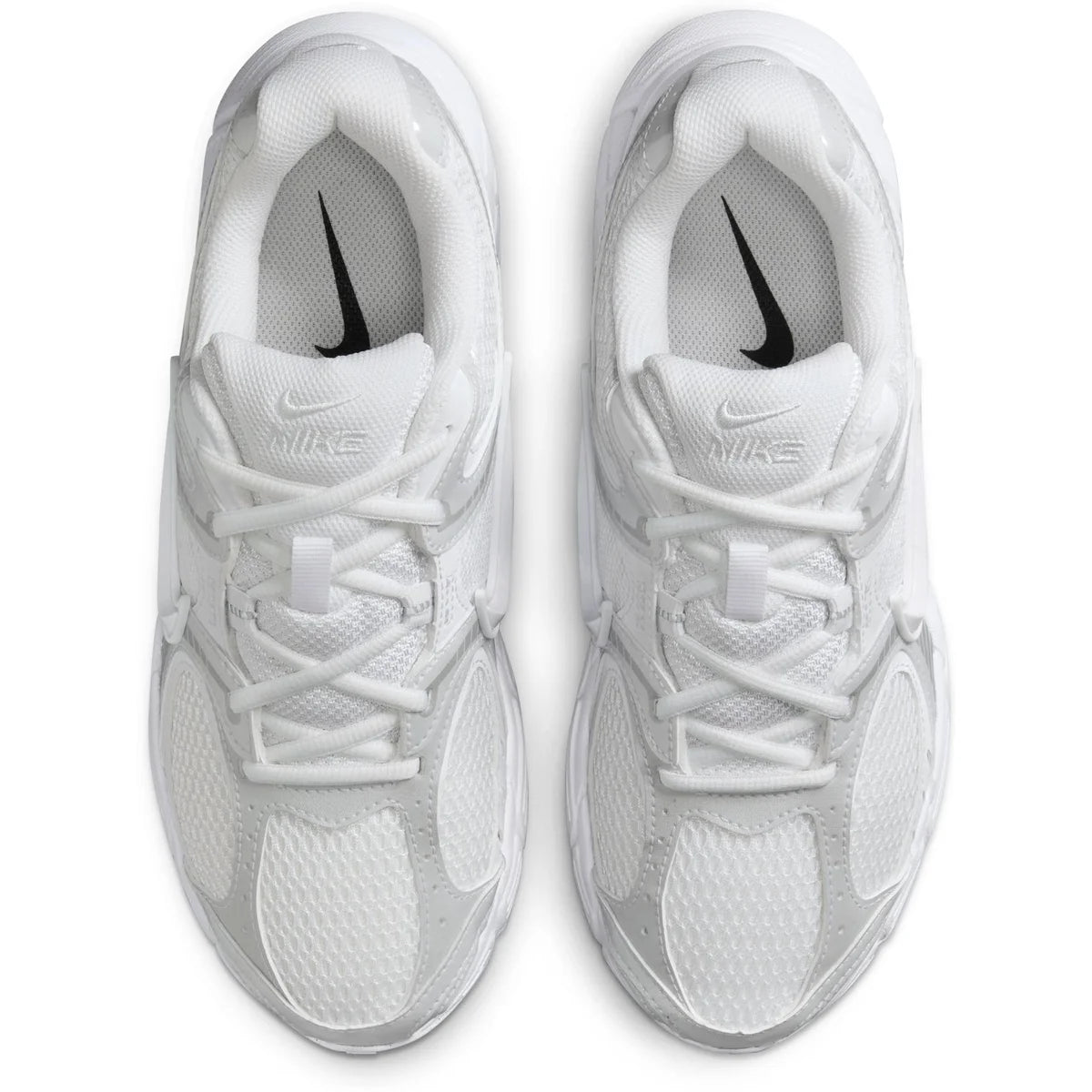 NIKE V5 RNR WHITE/WHITE-BLACK-METALLIC SIL Bild 4