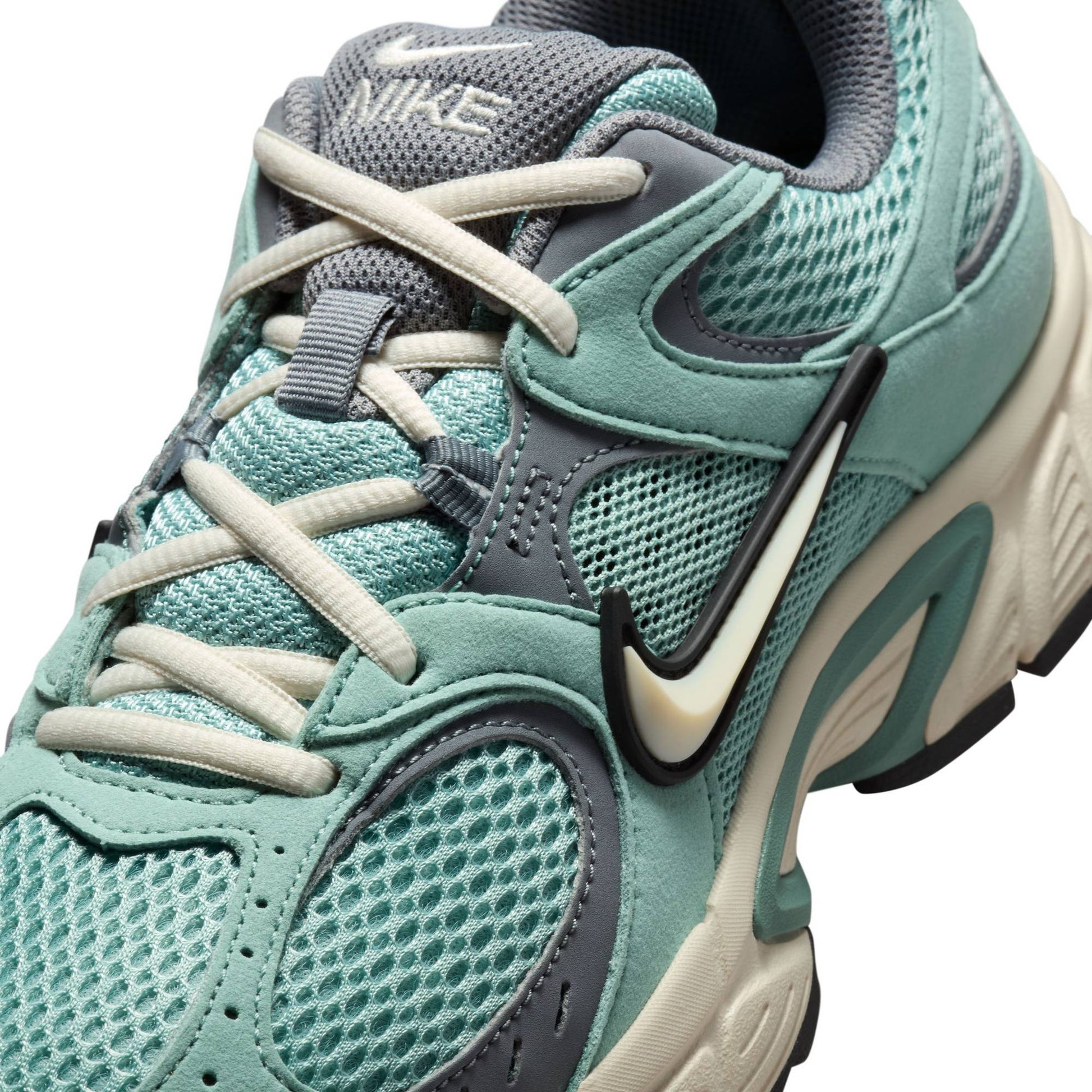 NIKE V5 RNR CANNON/PALE IVORY-COOL GREY-BL Bild 3