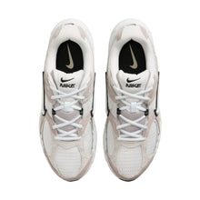 Lade das Bild in den Galerie-Viewer, NIKE V5 RNR SUEDE 2 OFF WHITE/OFF WHITE-COLLEGE GR OFF WHITE/OFF WHITE-COLLEGE GR Bild 5
