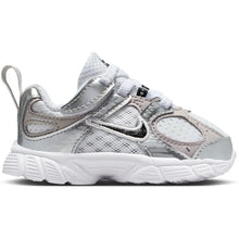 Lade das Bild in den Galerie-Viewer, NIKE V5 RNR TODDLER WHITE/BLACK-VAST GREY-COLLEGE Bild 5
