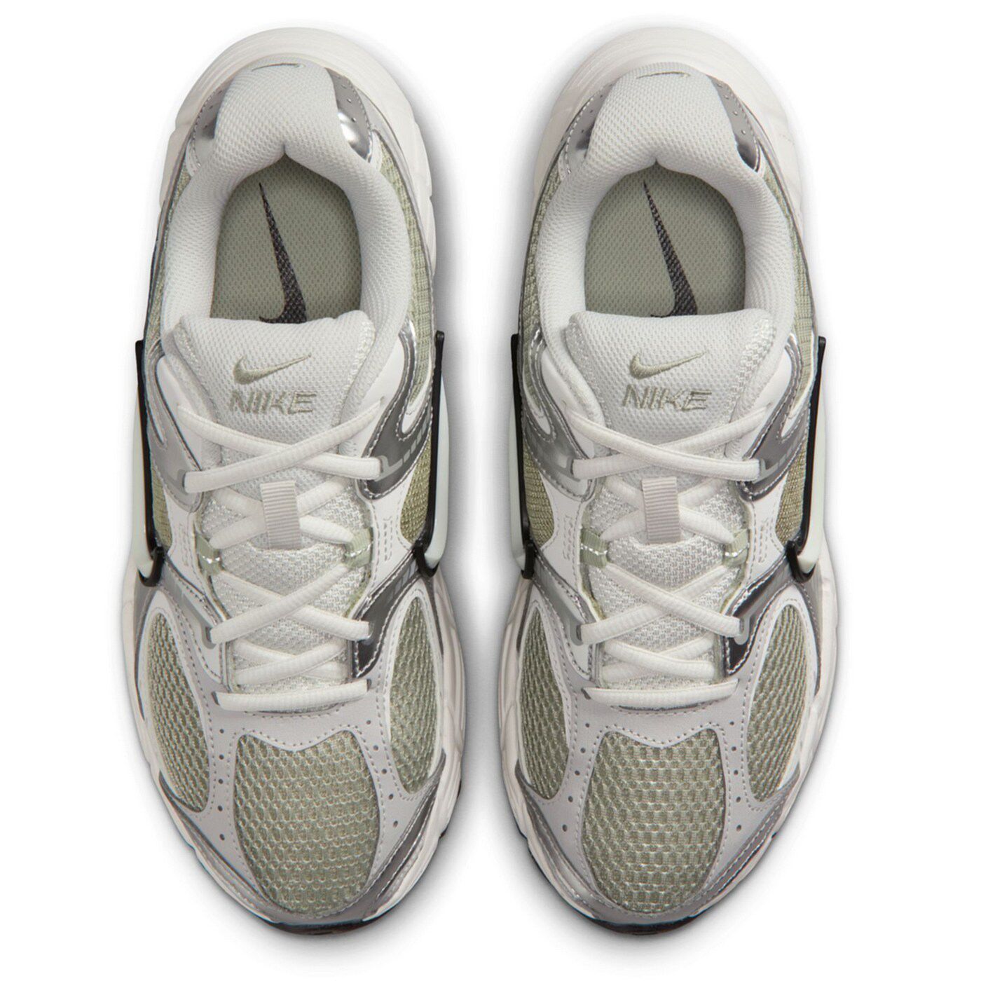 W NIKE V5 RNR SPRUCE FOG/SUMMIT WHITE-METALL SPRUCE FOG/SUMMIT WHITE-METALL Bild 4