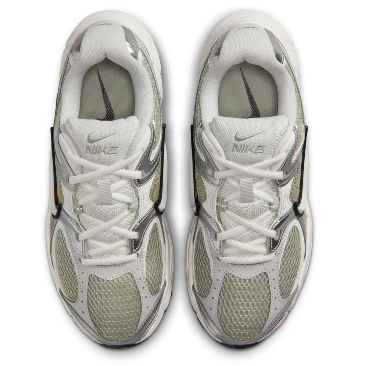 W NIKE V5 RNR SPRUCE FOG/SUMMIT WHITE-METALL SPRUCE FOG/SUMMIT WHITE-METALL Bild 4
