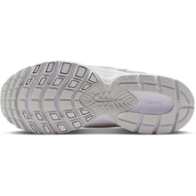 Lade das Bild in den Galerie-Viewer, NIKE W V5 RNR WHITE/METALLIC SILVER-MTLC PLA WHITE/METALLIC SILVER-MTLC PLA Bild 10
