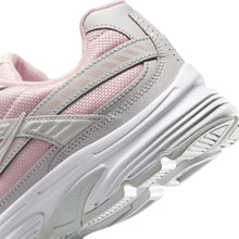 Lade das Bild in den Galerie-Viewer, NIKE WMNS INITIATOR SILT RED/PHOTON DUST-WHITE-DAR Bild 3
